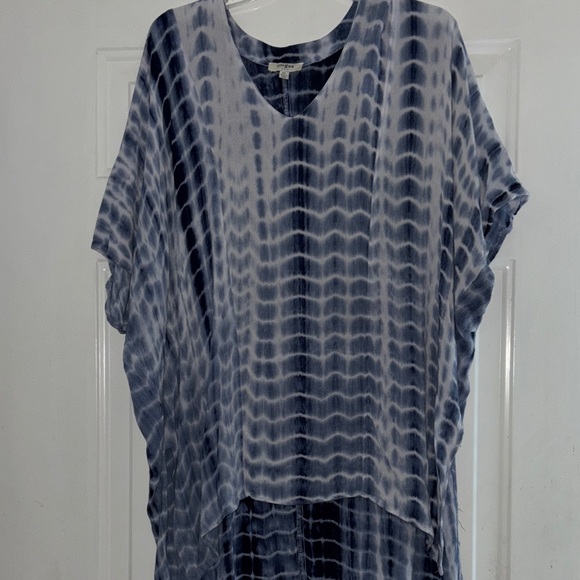 Umgee blouse Tunic M/L - Picture 3 of 7